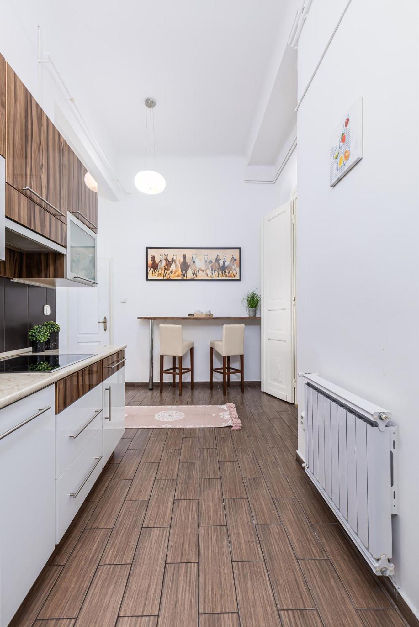 Real Apartments Lovag 부다페스트 외부 사진