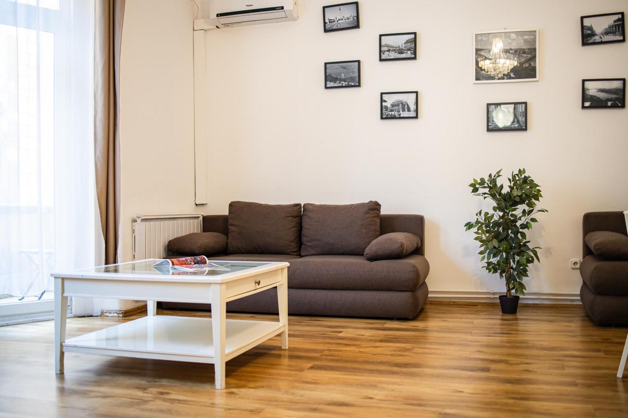 Real Apartments Lovag 부다페스트 외부 사진